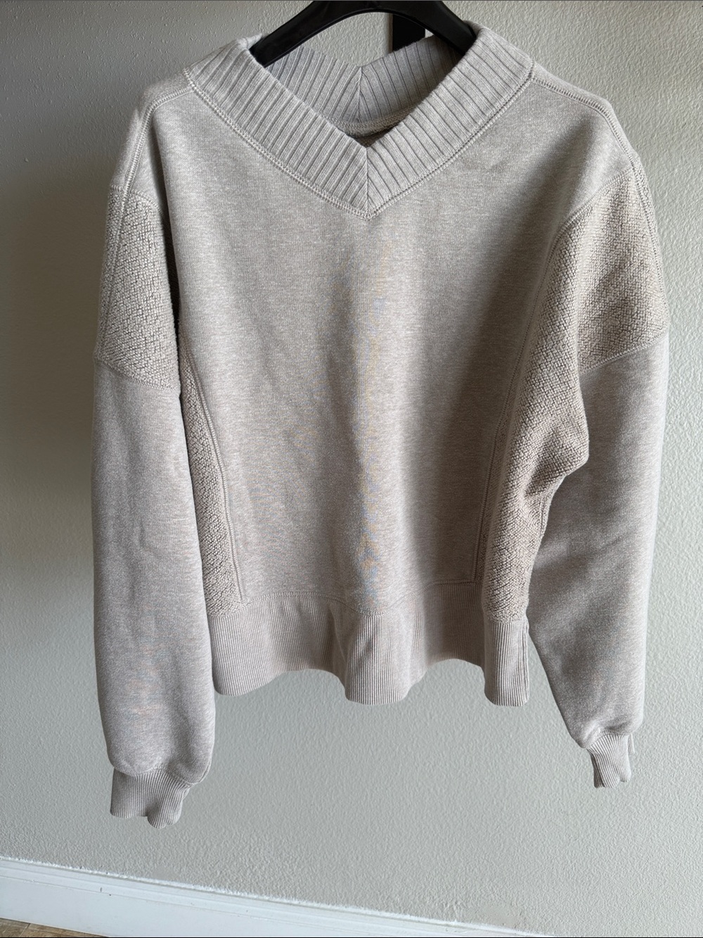 aerie Women's V-Neck Sweater - Taupe